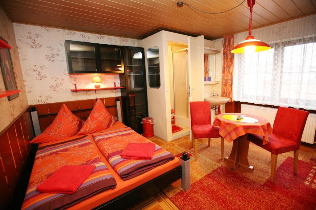 Hotel-Pension Klaer Speyer Room photo
